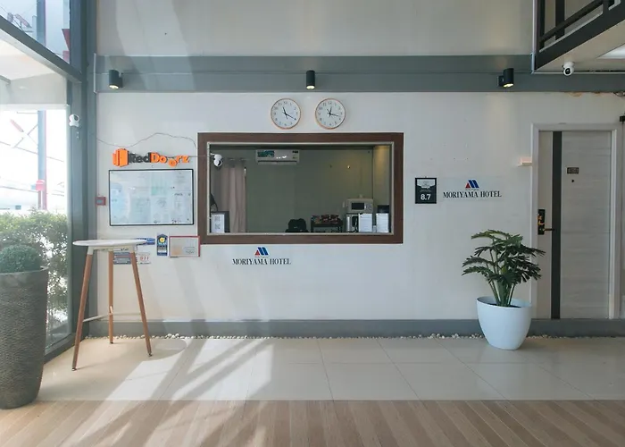 Reddoorz At Moriyama As Fortuna Hotel