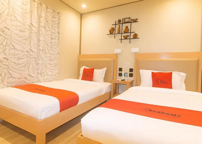 Hotel Reddoorz At Moriyama As Fortuna 3*
